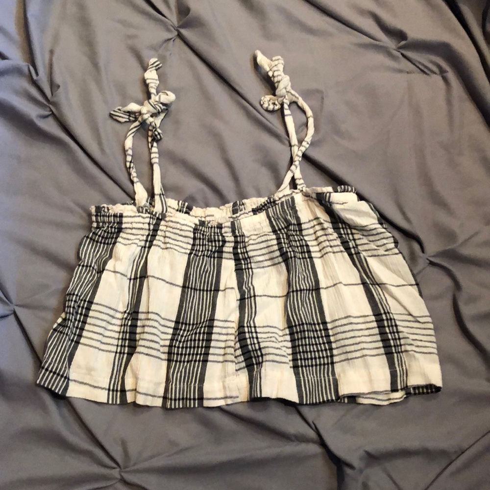 Forever 21 Plaid Tie Sleeve Crop Top